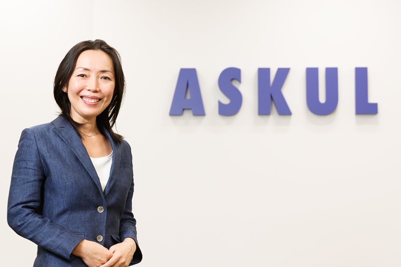 アスクル株式会社 高橋様
